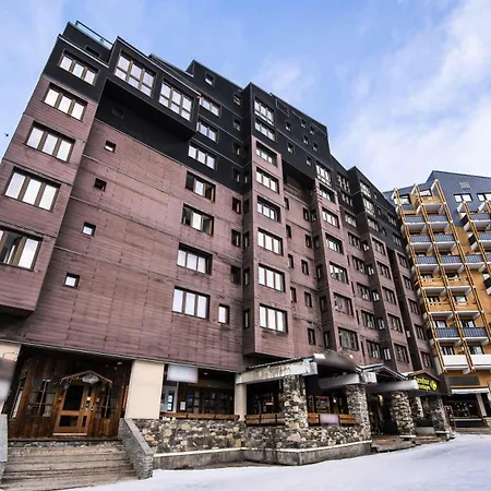 Arcelle - Location: En Plein Centre De La Station Mae-9104 Apartament *