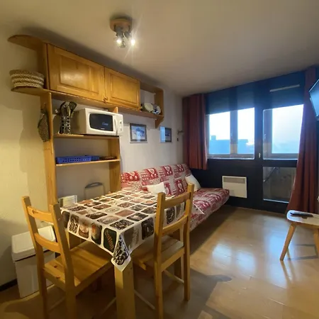 Arcelle - Location: En Plein Centre De La Station Mae-9104 Daire *