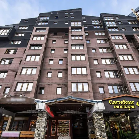 Arcelle - Location: En Plein Centre De La Station Mae-9104 * Val Thorens