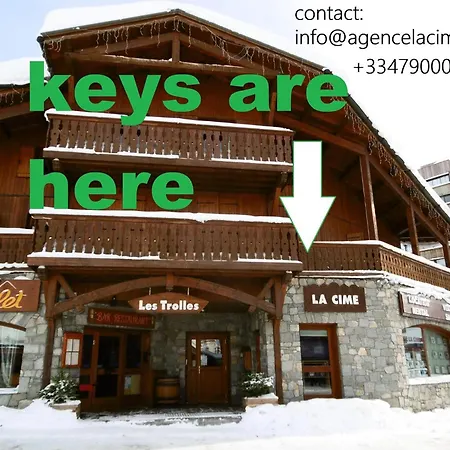 Arcelle - Location: En Plein Centre De La Station Mae-9104 Daire *